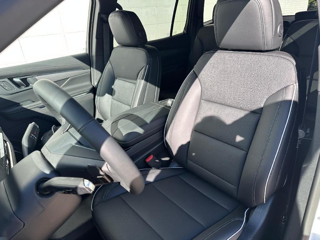 new 2026 Buick Enclave car