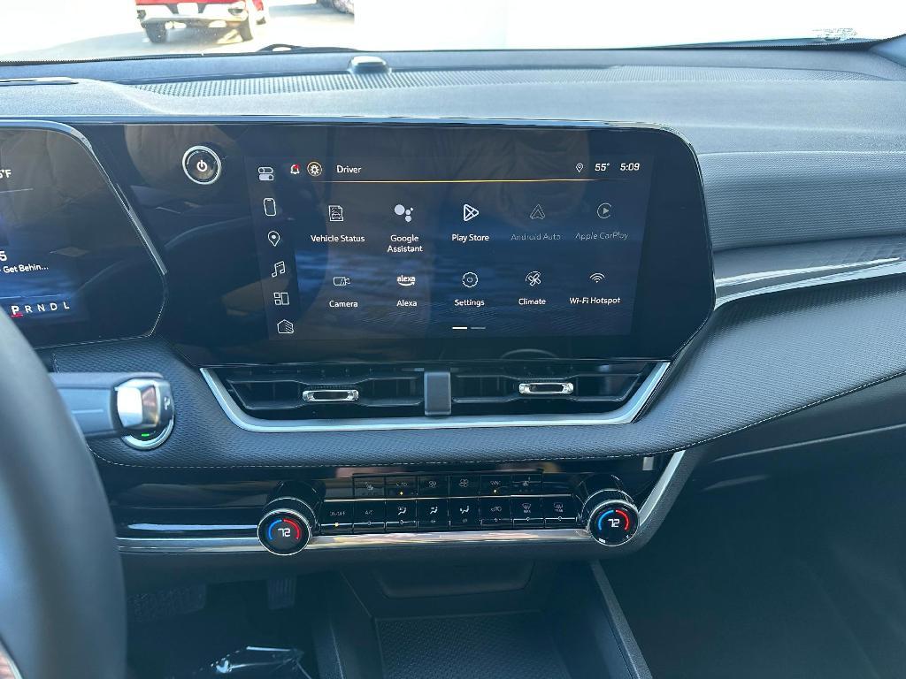 used 2025 Chevrolet Equinox car, priced at $29,500