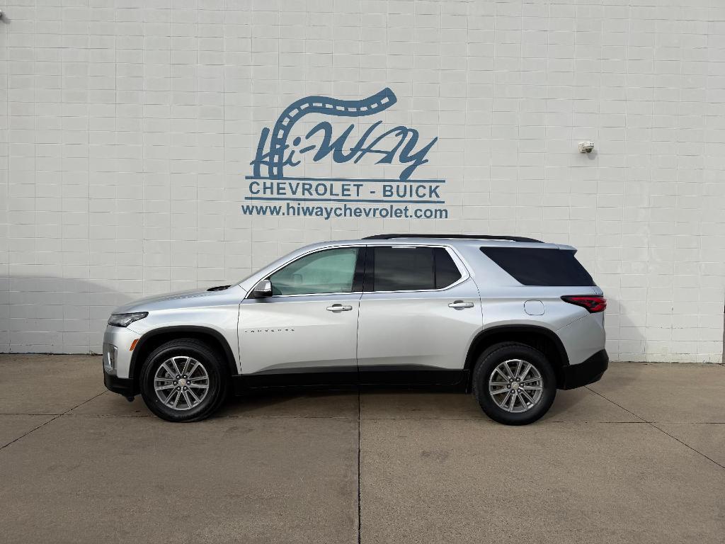 used 2022 Chevrolet Traverse car, priced at $28,900