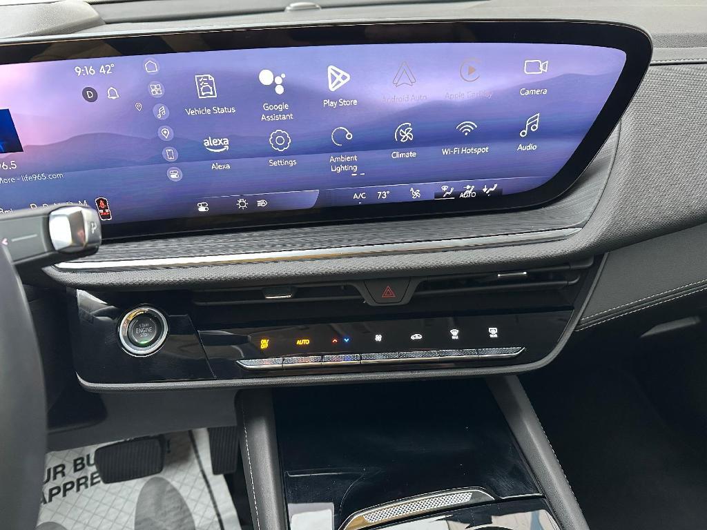 used 2025 Buick Envision car, priced at $32,900