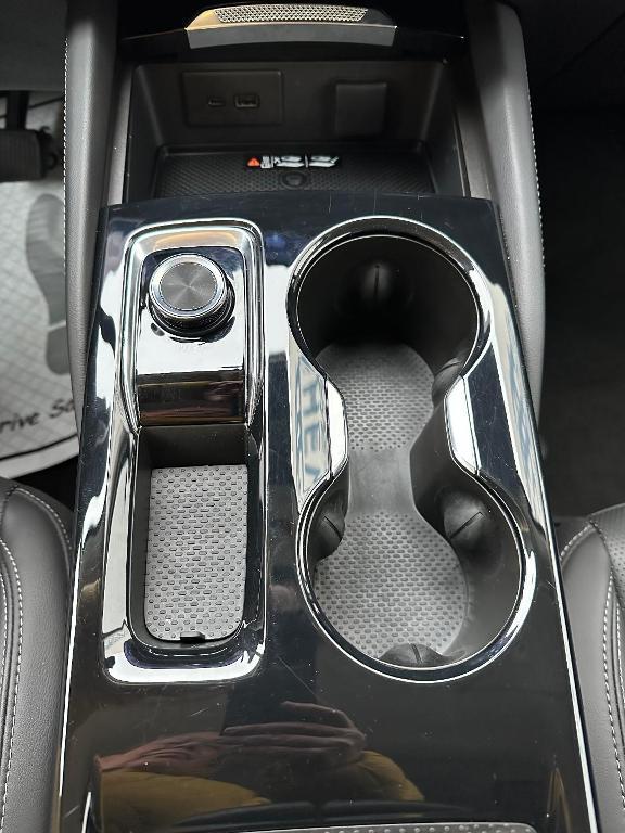 used 2025 Buick Envision car, priced at $32,900