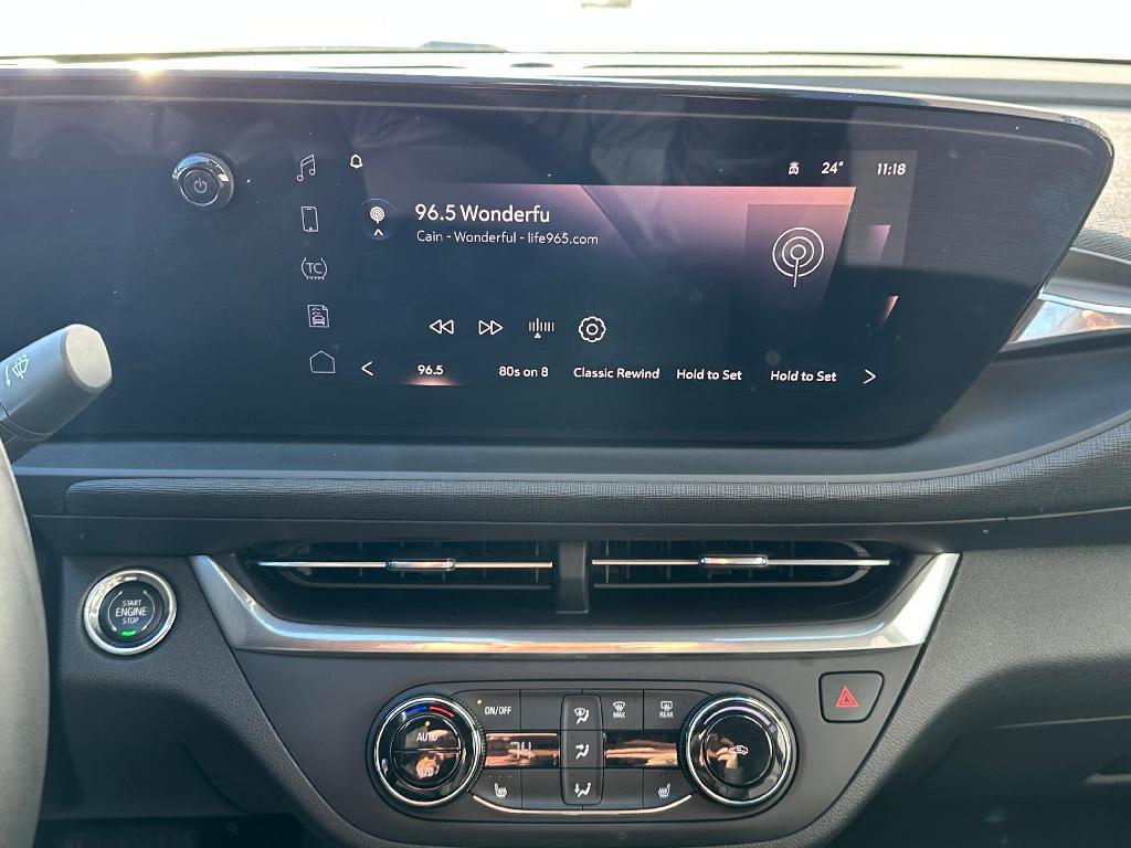 used 2024 Buick Envista car, priced at $23,900