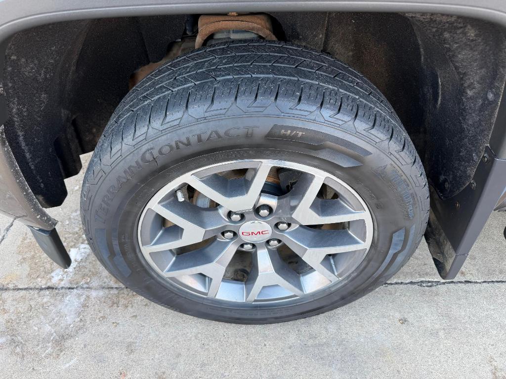 used 2015 GMC Sierra 1500 car, priced at $21,900