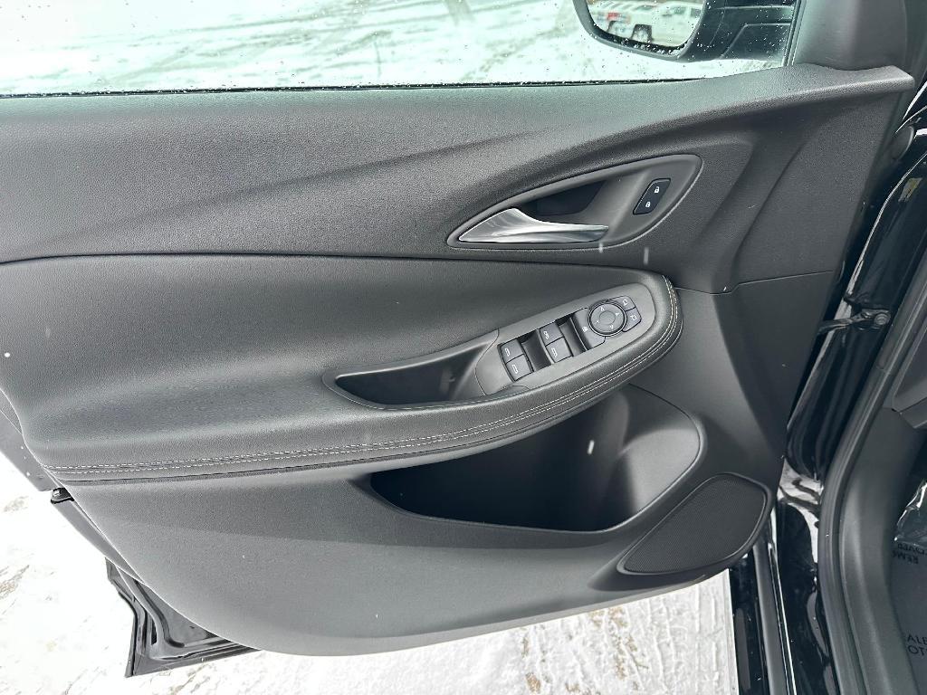 used 2024 Buick Encore GX car, priced at $25,900