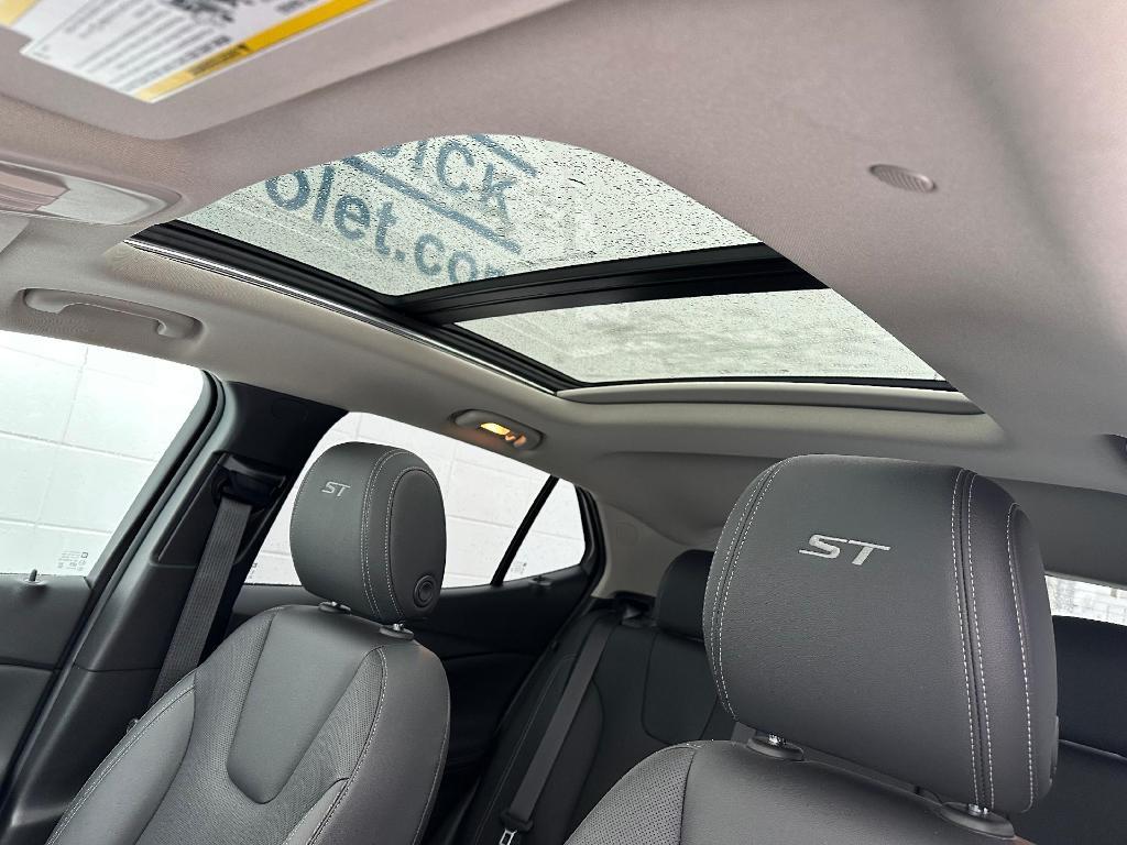 used 2024 Buick Encore GX car, priced at $25,900