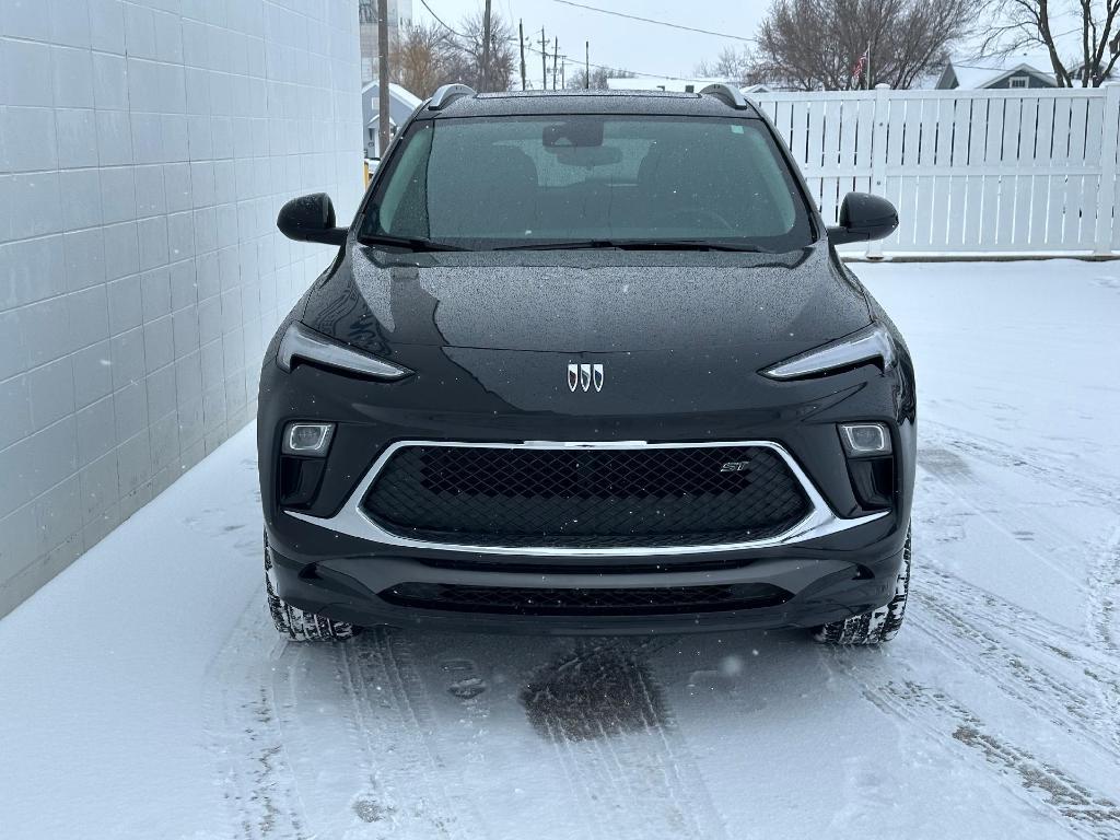 used 2024 Buick Encore GX car, priced at $25,900
