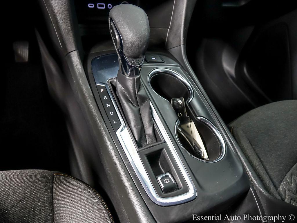 used 2023 Chevrolet Equinox car, priced at $18,991