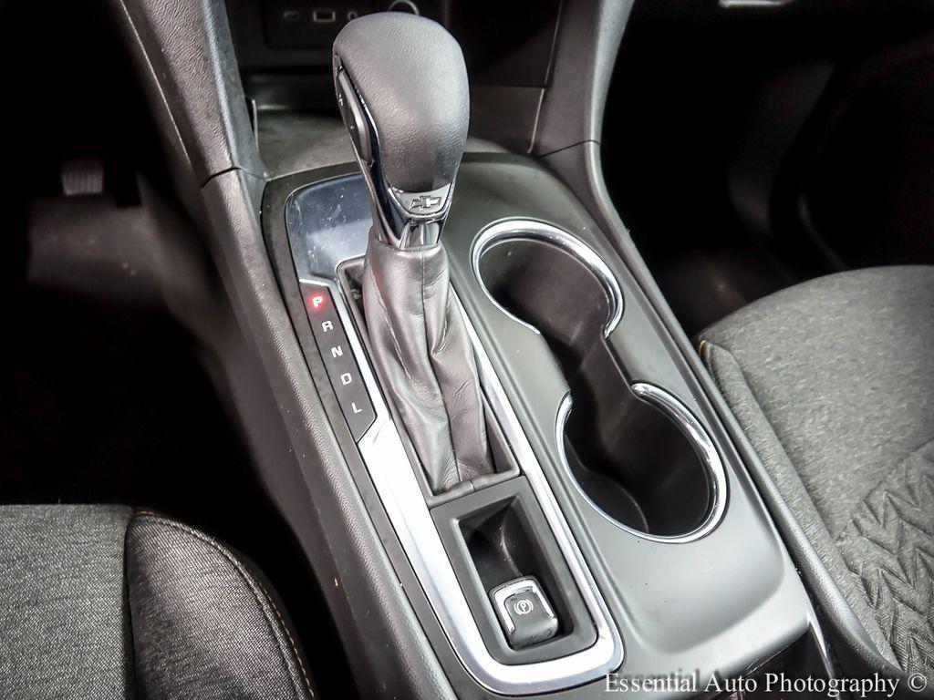 used 2022 Chevrolet Equinox car, priced at $17,991