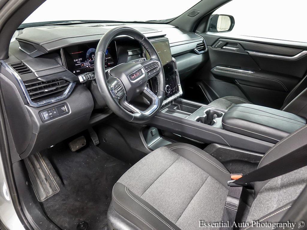 used 2025 GMC Acadia car, priced at $31,692