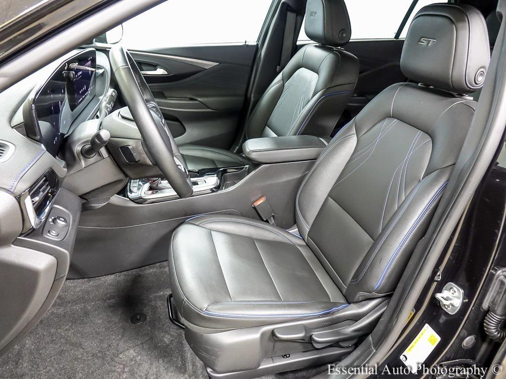 used 2025 Buick Envista car, priced at $22,292