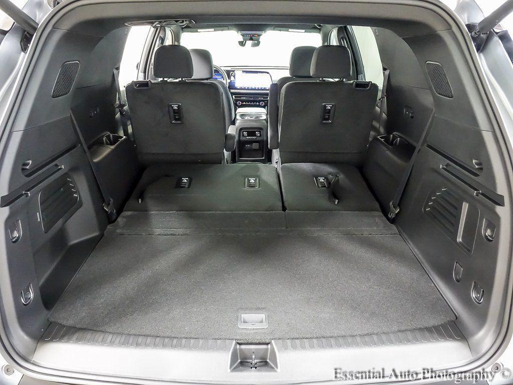 used 2026 Chevrolet Traverse car, priced at $39,991