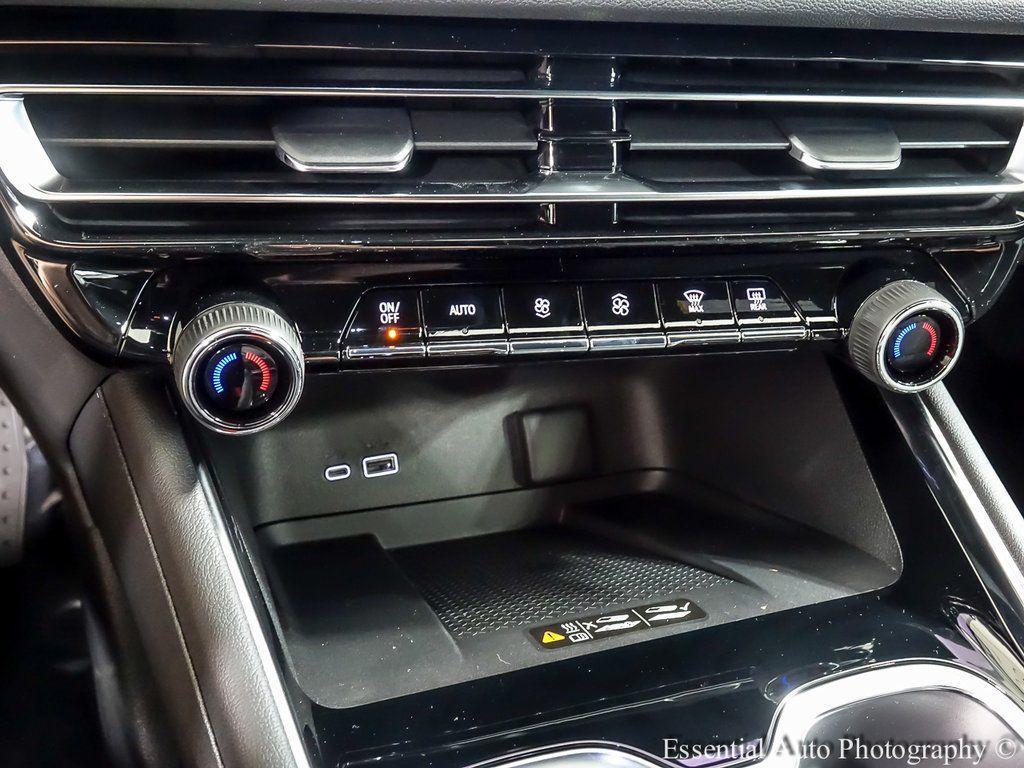 used 2026 Chevrolet Traverse car, priced at $39,991