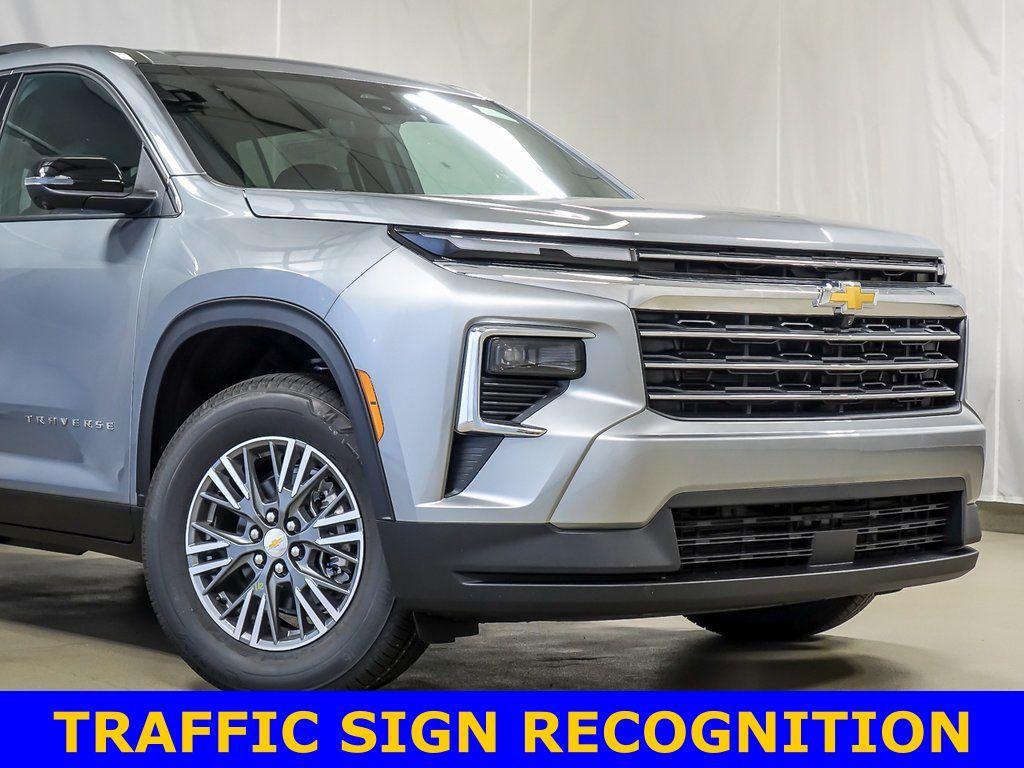 used 2026 Chevrolet Traverse car, priced at $39,991