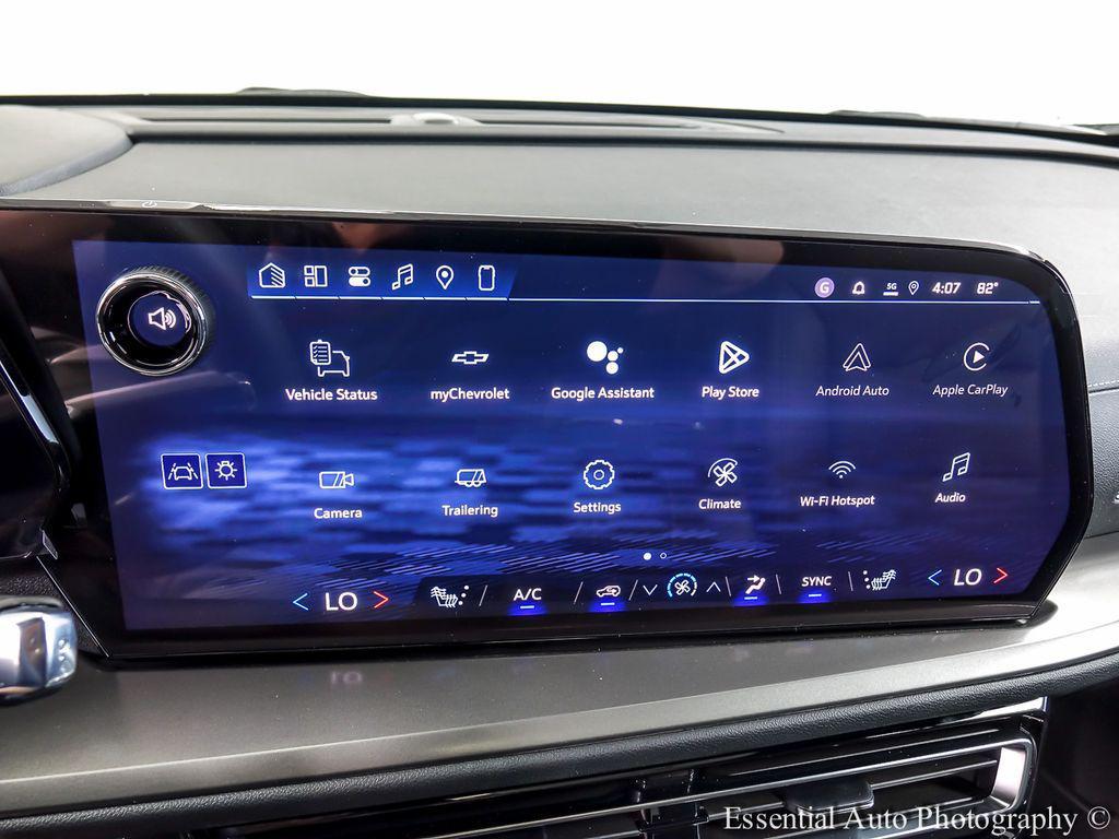 new 2026 Chevrolet Traverse car, priced at $44,972