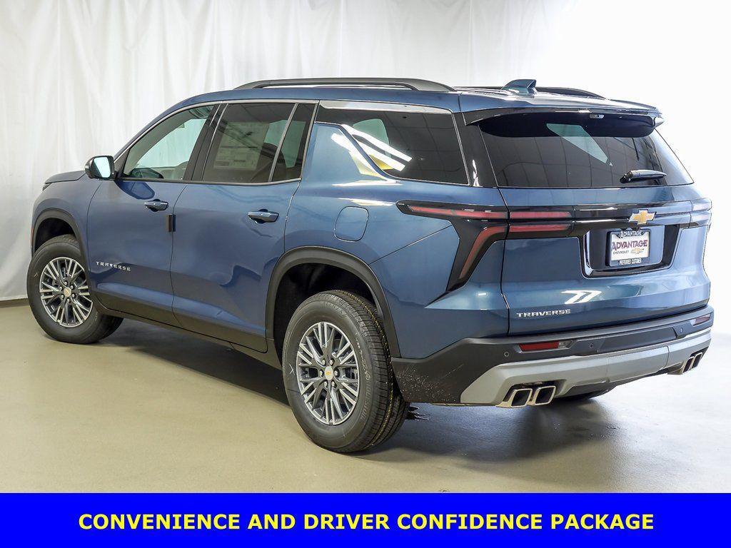 new 2026 Chevrolet Traverse car, priced at $38,374