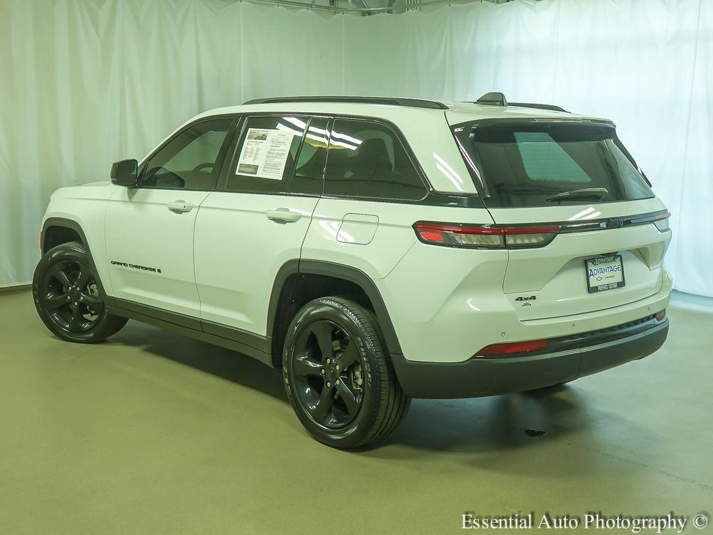 used 2022 Jeep Grand Cherokee car, priced at $28,391