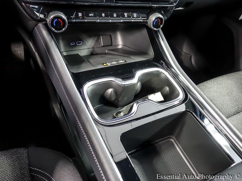 new 2026 Chevrolet Traverse car, priced at $38,990