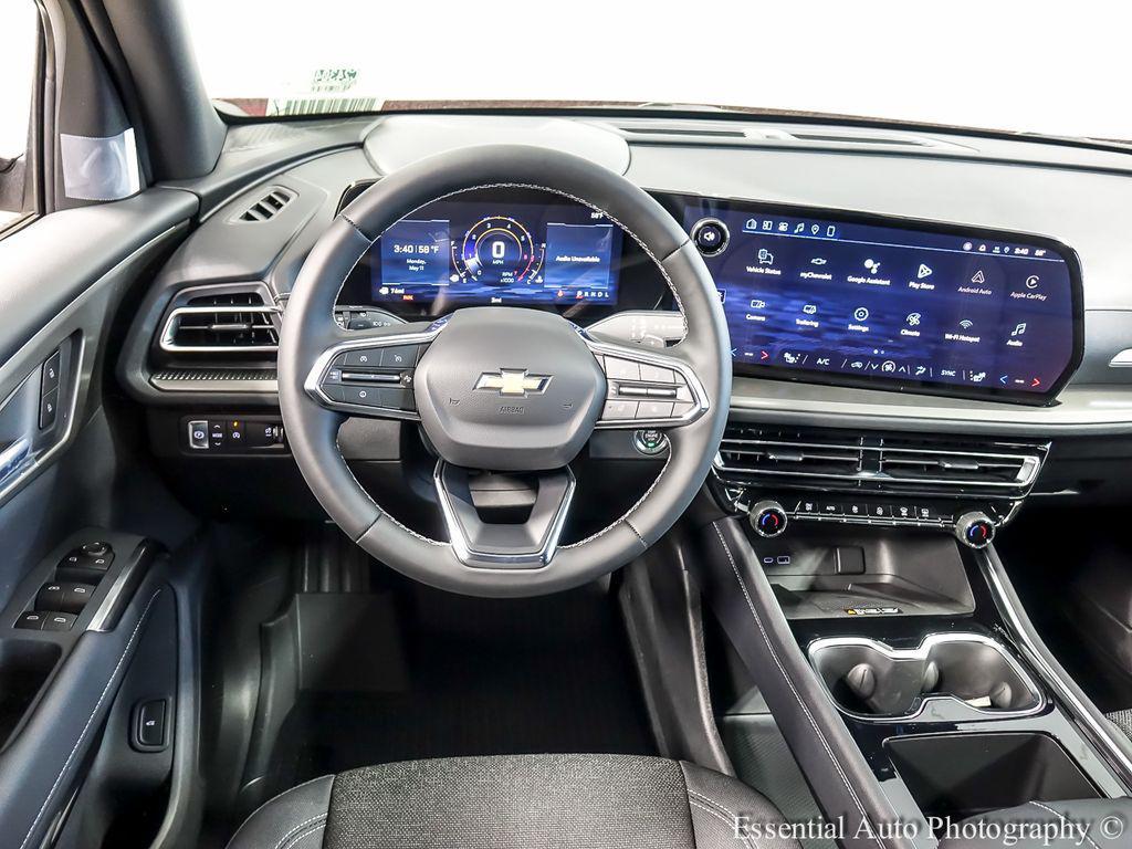 new 2026 Chevrolet Traverse car, priced at $38,990
