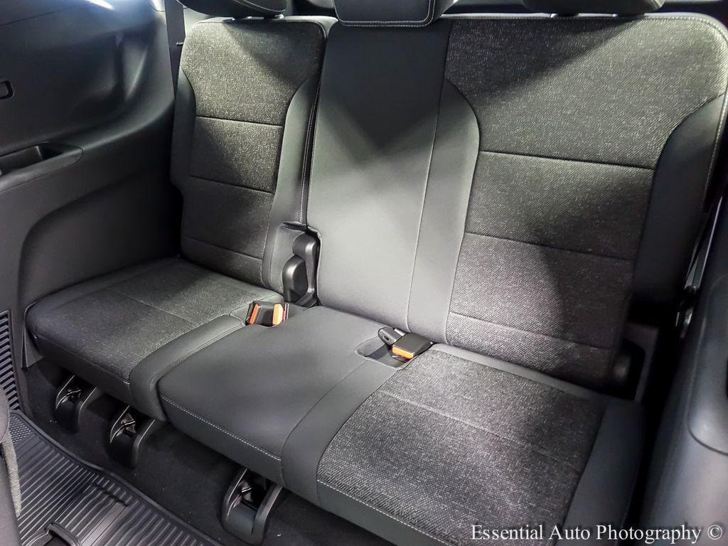 new 2026 Chevrolet Traverse car, priced at $38,990