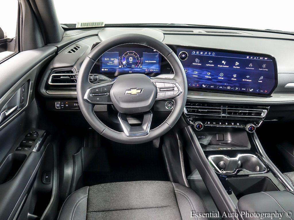 new 2026 Chevrolet Traverse car, priced at $38,629