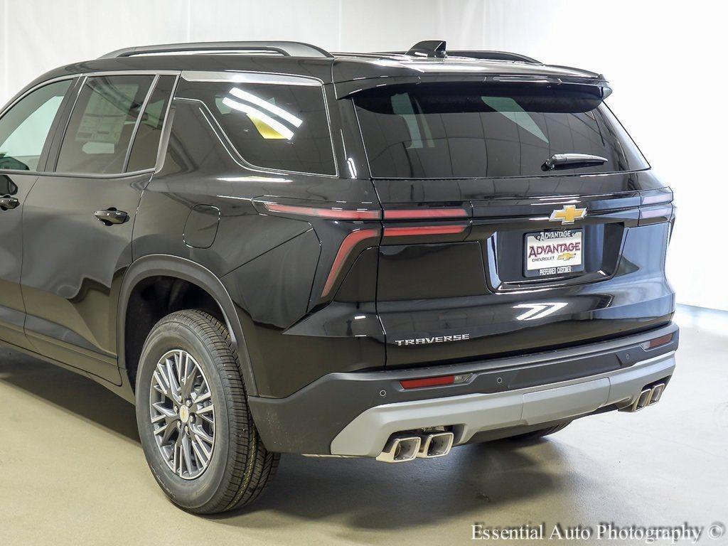 new 2026 Chevrolet Traverse car, priced at $38,629