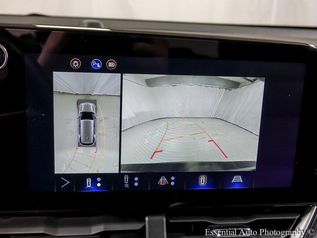 used 2025 Chevrolet Equinox car, priced at $23,992