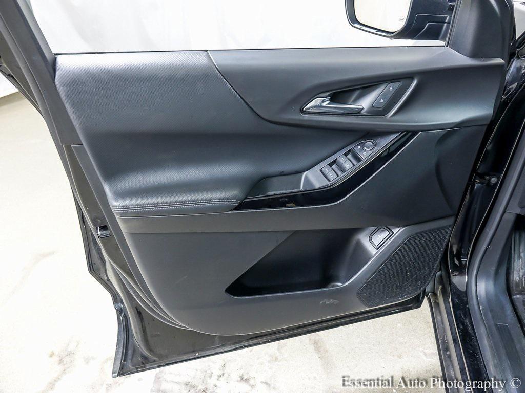 used 2025 Chevrolet Equinox car, priced at $23,992