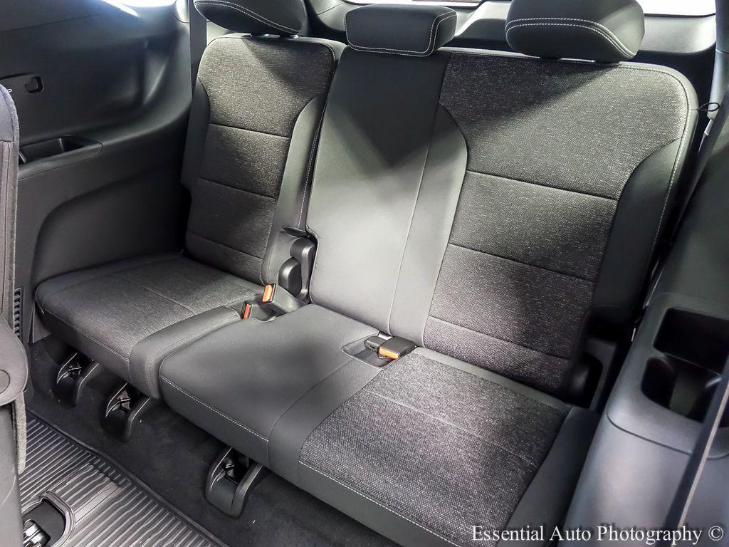 new 2026 Chevrolet Traverse car, priced at $38,629