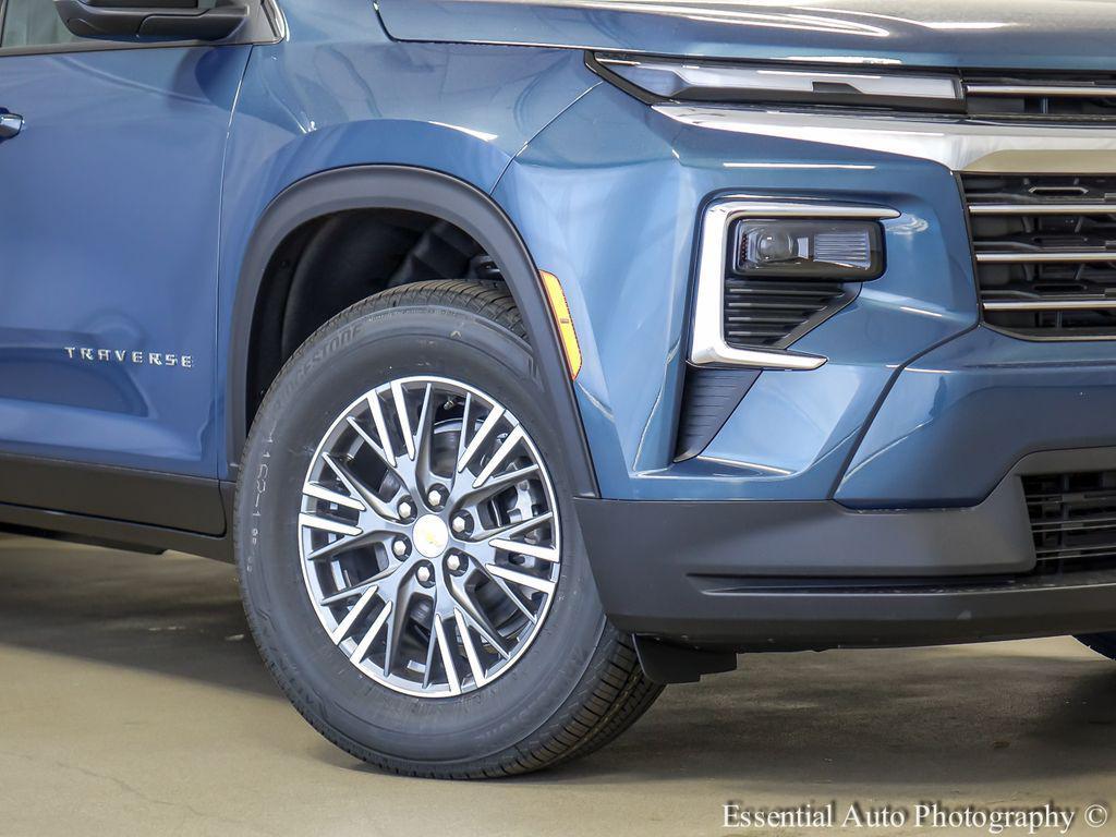 new 2026 Chevrolet Traverse car, priced at $38,629