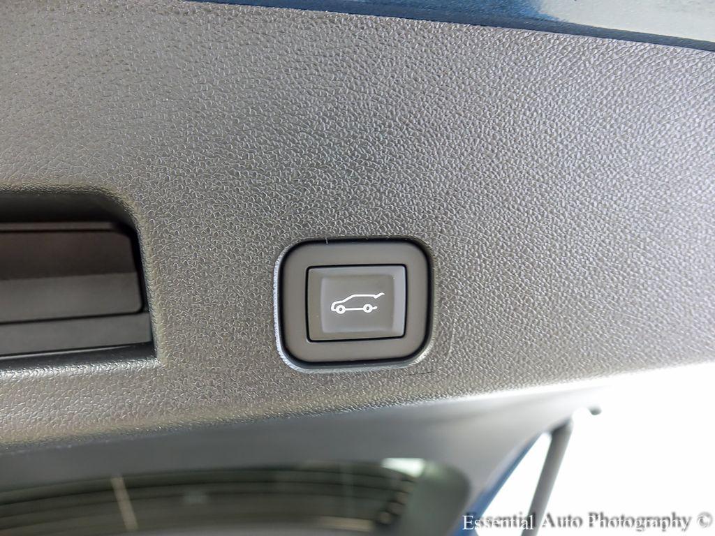 new 2026 Chevrolet Traverse car, priced at $38,629