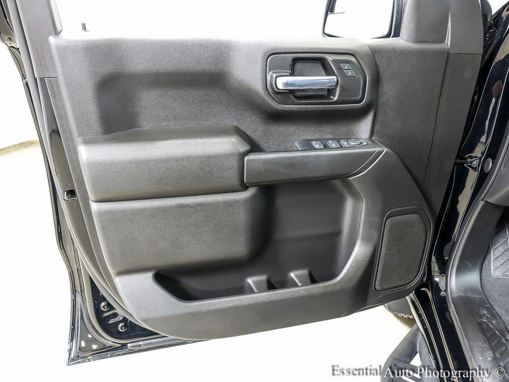 used 2022 Chevrolet Silverado 1500 car, priced at $32,991