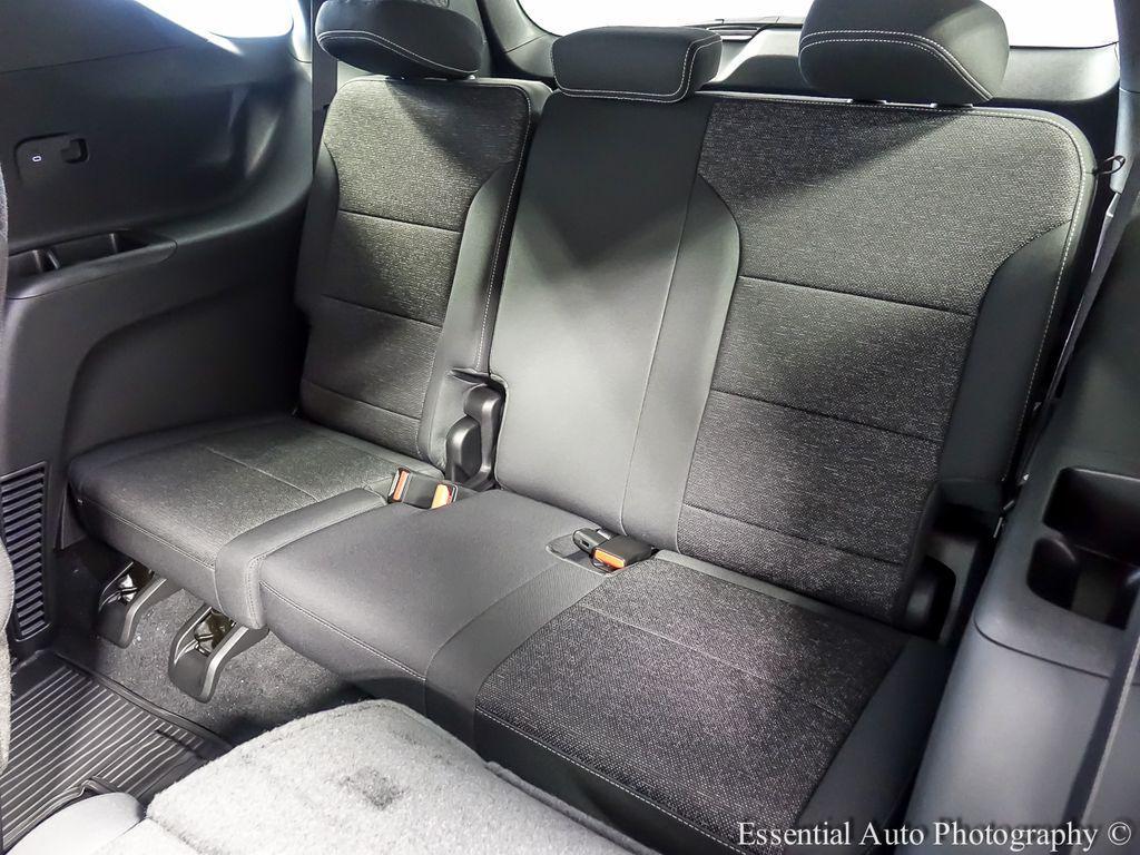new 2026 Chevrolet Traverse car, priced at $38,629