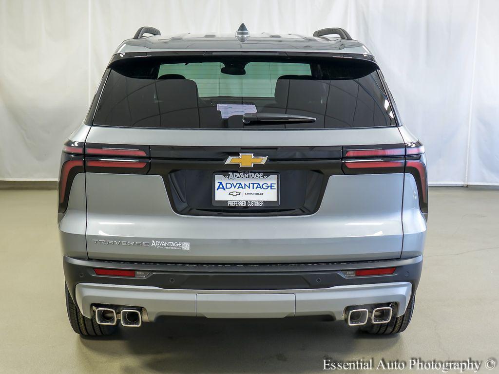new 2026 Chevrolet Traverse car, priced at $38,629