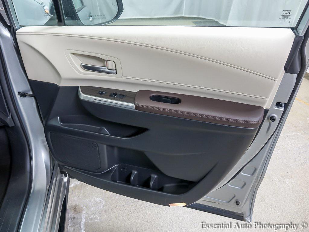 used 2023 Toyota Sienna car, priced at $49,891
