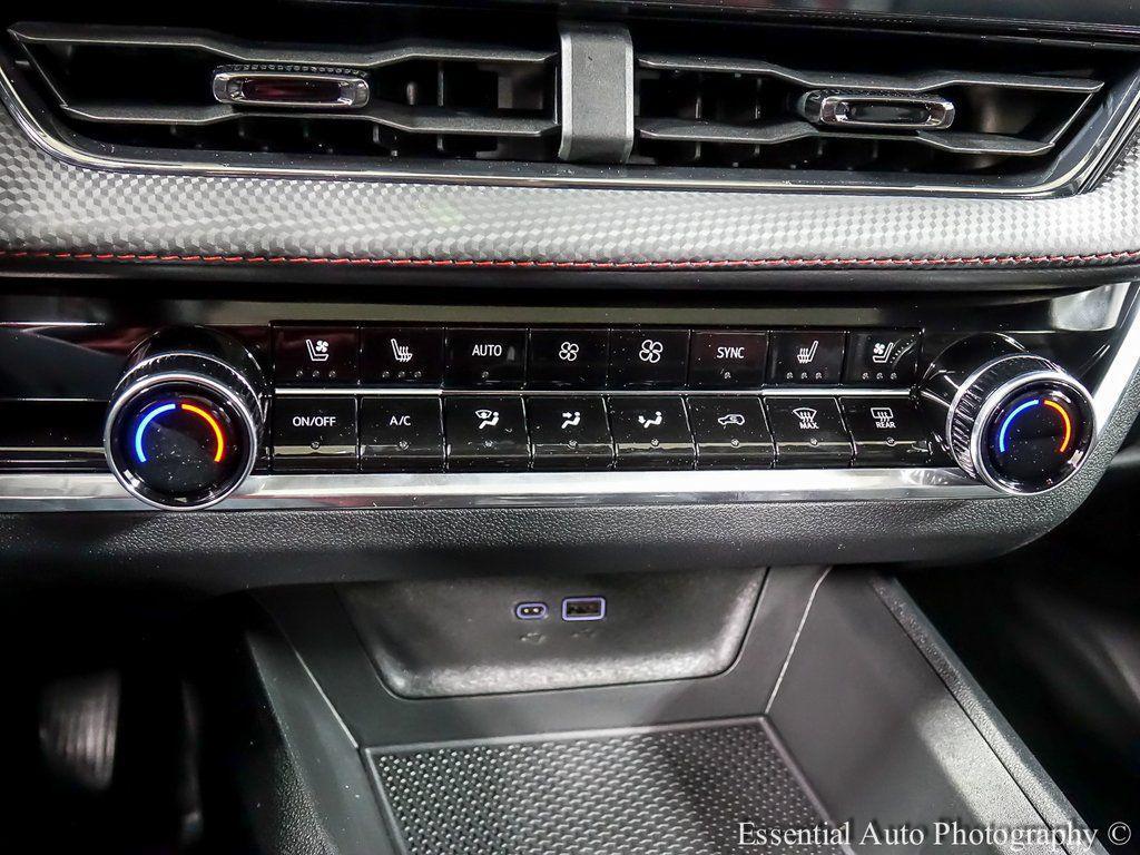 new 2026 Chevrolet Equinox car, priced at $34,076