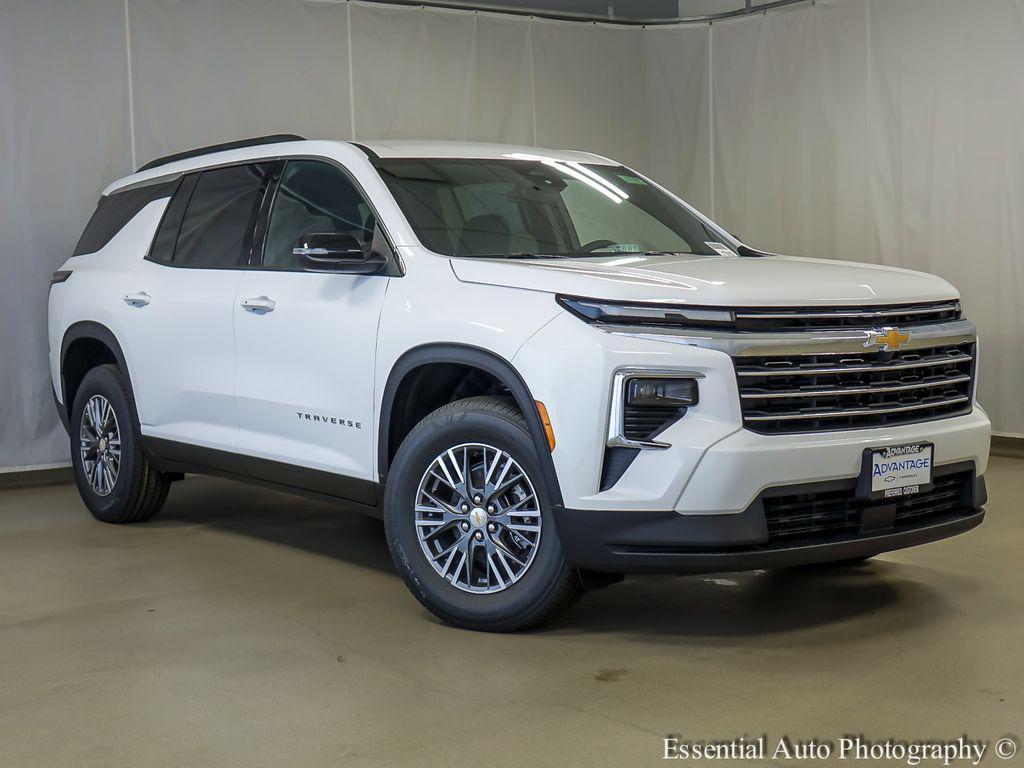 new 2026 Chevrolet Traverse car, priced at $38,629
