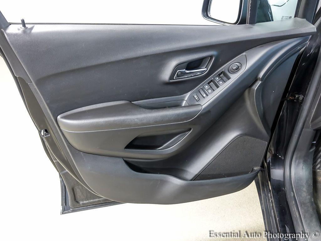 used 2020 Chevrolet Trax car, priced at $9,991