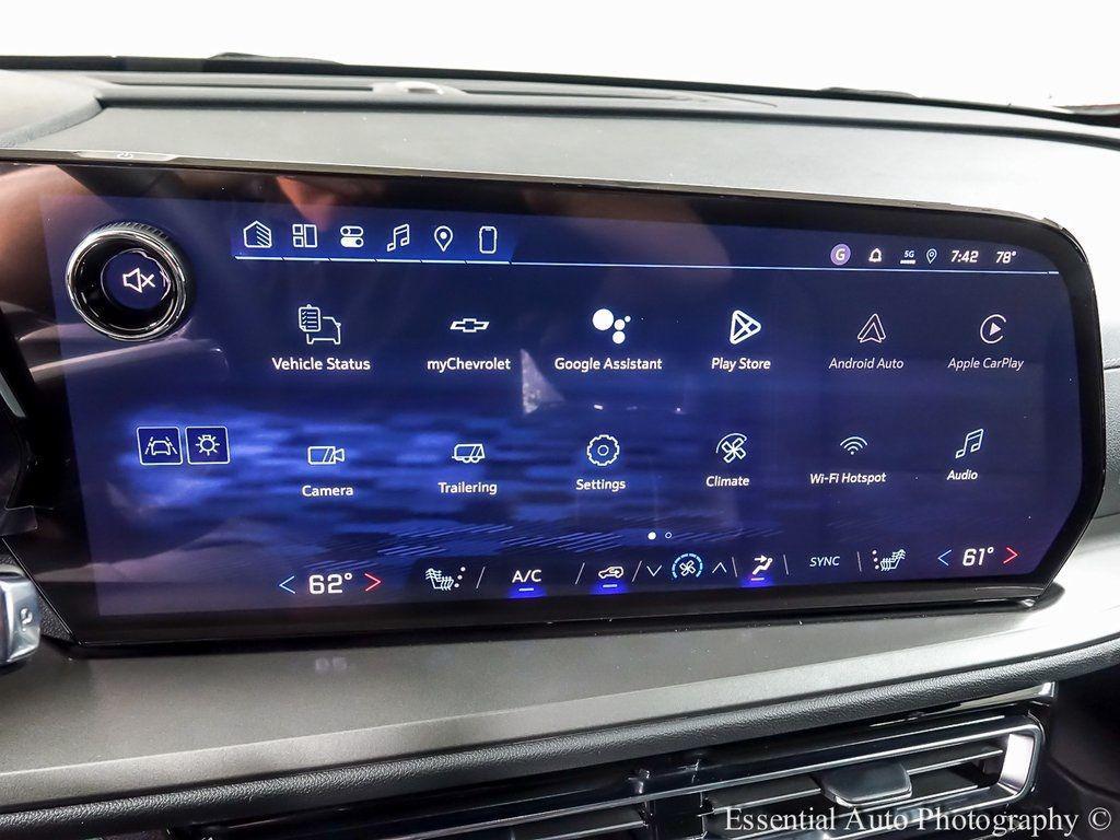 new 2026 Chevrolet Traverse car, priced at $41,038