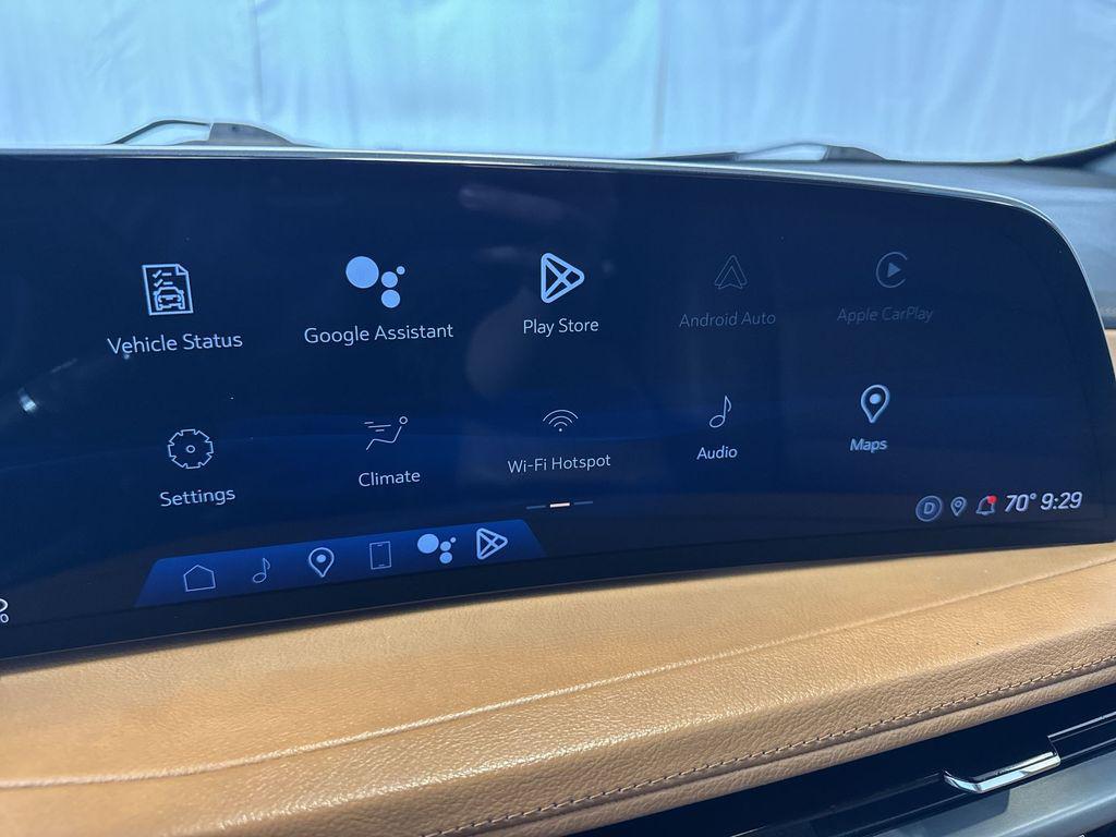 used 2024 Cadillac XT4 car, priced at $32,391