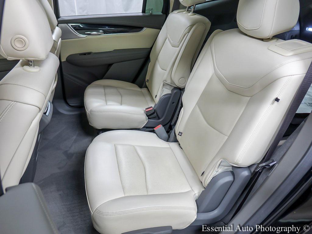 used 2021 Cadillac XT6 car, priced at $29,994