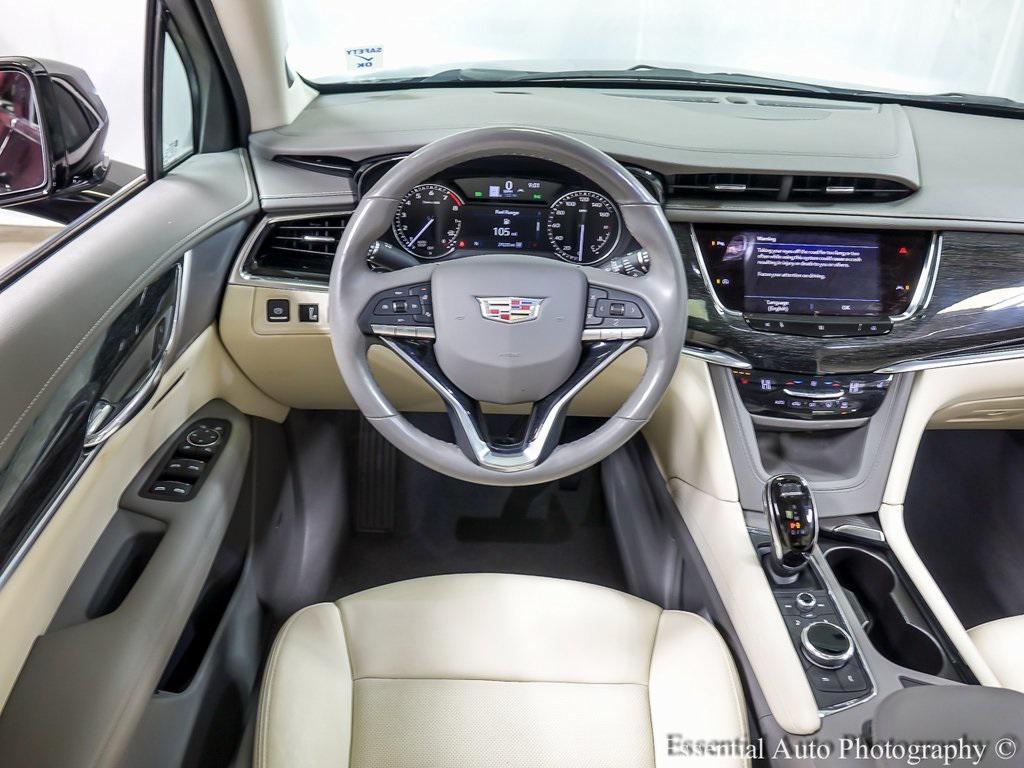 used 2021 Cadillac XT6 car, priced at $29,994