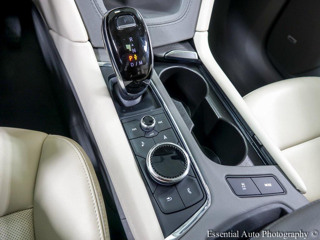 used 2021 Cadillac XT6 car, priced at $29,994