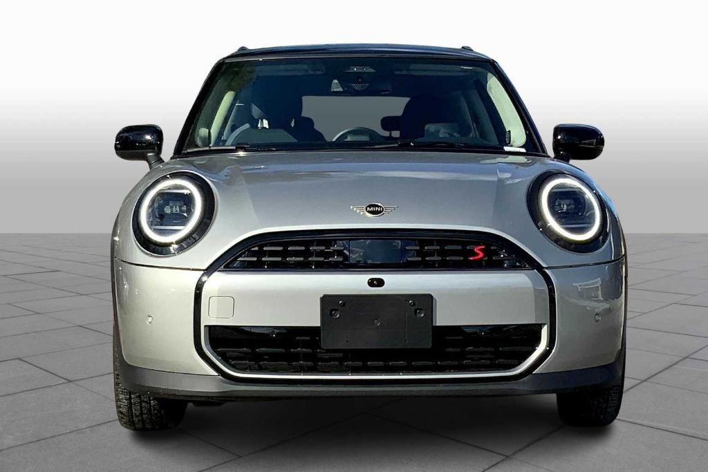 used 2025 MINI Hardtop car, priced at $31,877