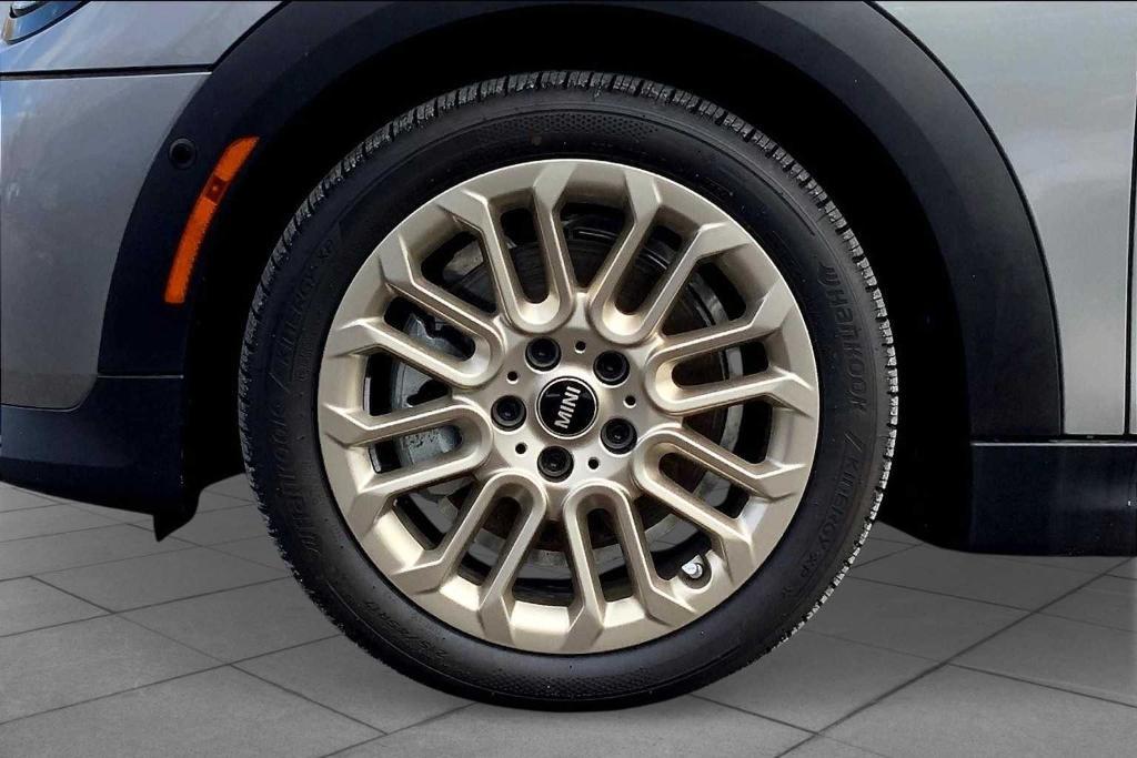 used 2025 MINI Hardtop car, priced at $31,877