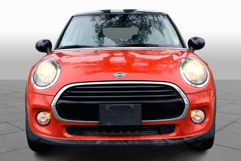 used 2019 MINI Hardtop car, priced at $18,317