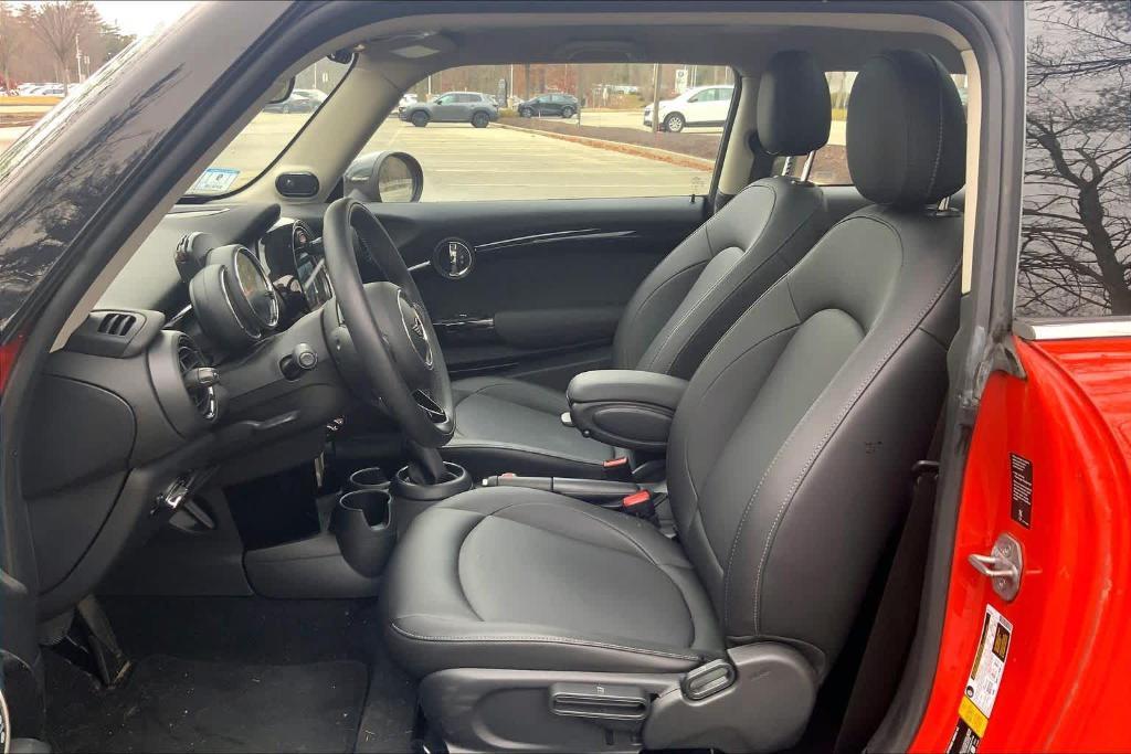 used 2019 MINI Hardtop car, priced at $18,317