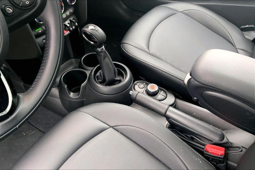 used 2019 MINI Hardtop car, priced at $18,317