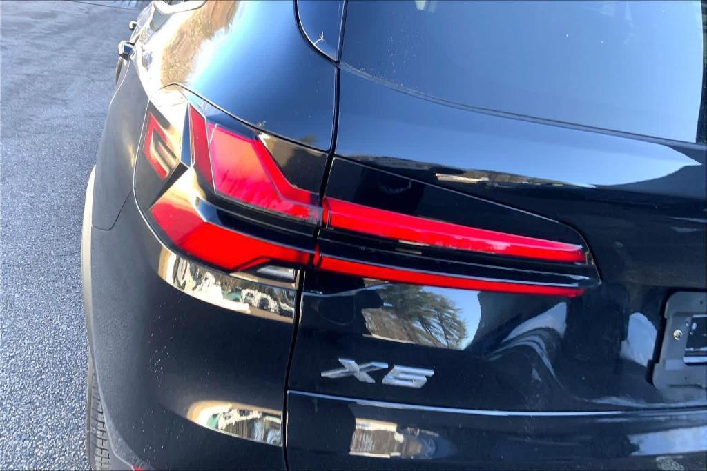 new 2026 BMW X5 PHEV car, priced at $87,475