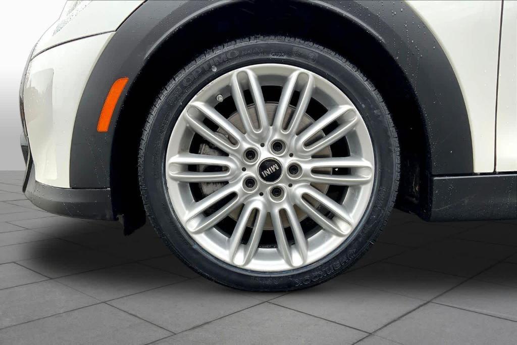 used 2024 MINI Hardtop car, priced at $26,622