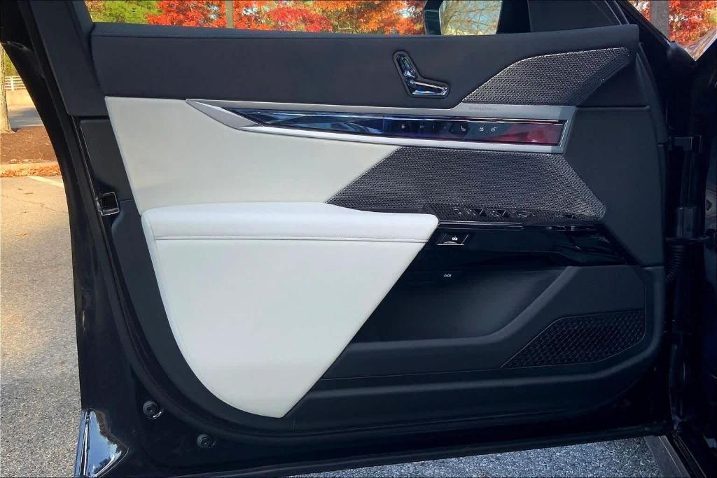 new 2026 BMW 750e car, priced at $116,335